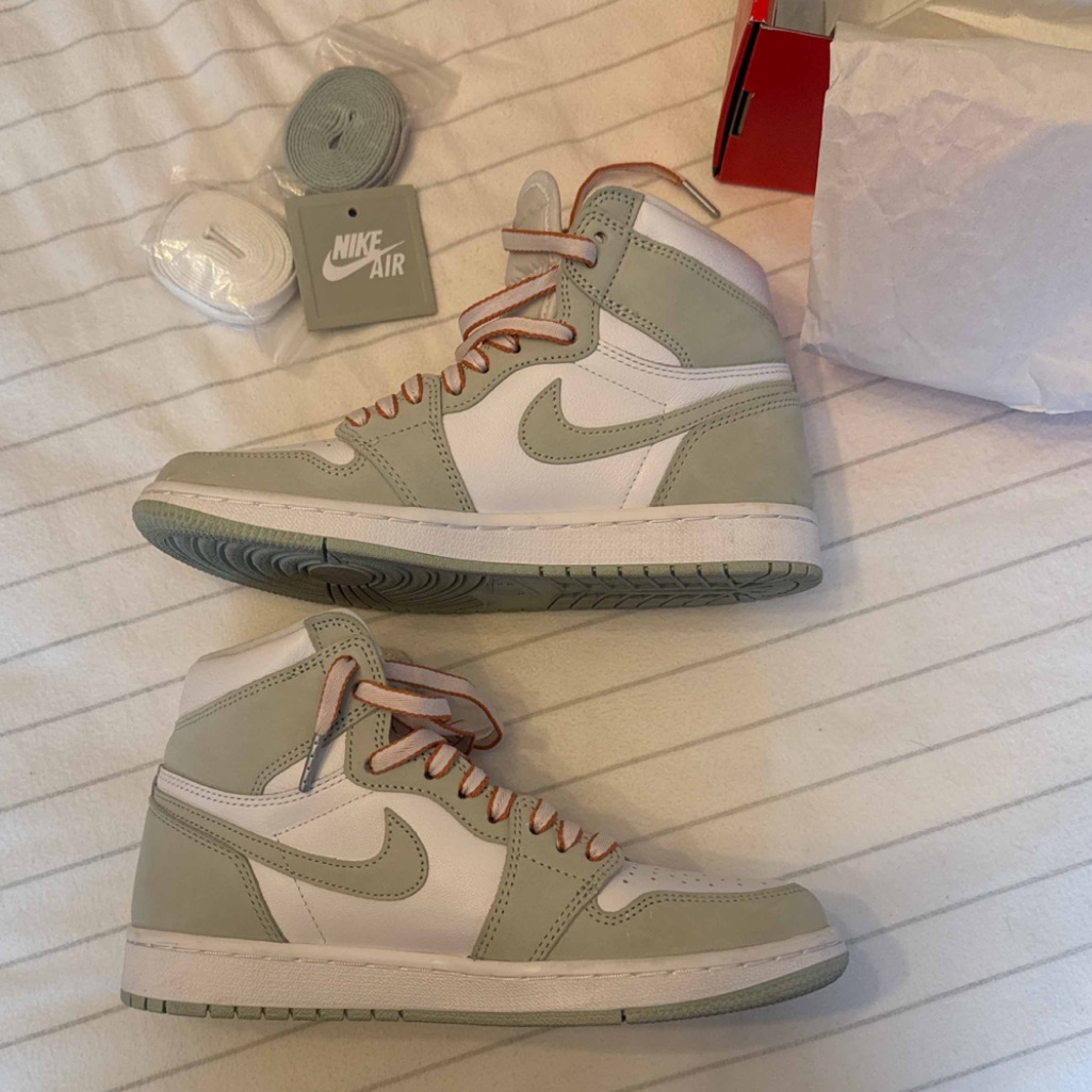 Air Jordan 1